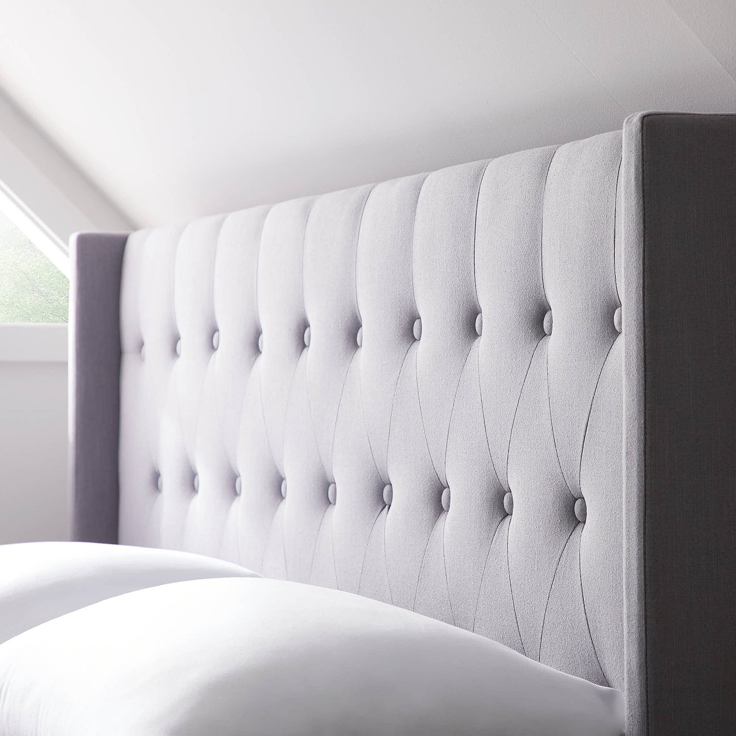 Weekender™ Wren Upholstered Bed - Jura Sleep